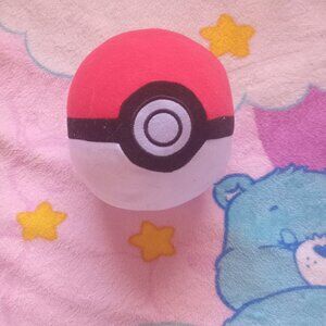 Pokemon Poke Ball Plush